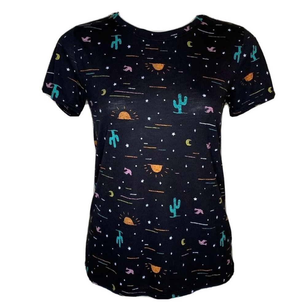 🌵 Black Graphic Tee with Cactus and Sun Design 🌞